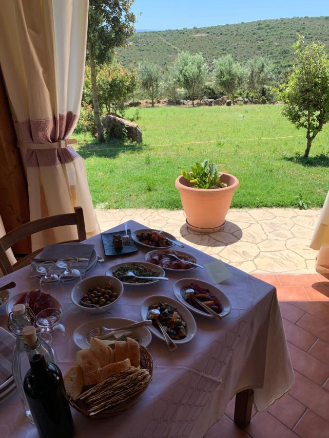 Agriturismo B&B Casteldoria Santa Maria  Exteriör bild