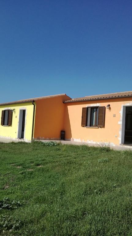 Agriturismo B&B Casteldoria Santa Maria  Exteriör bild