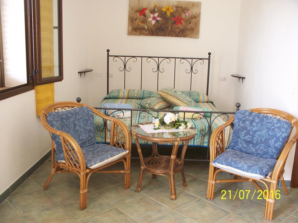 Agriturismo B&B Casteldoria Santa Maria  Exteriör bild