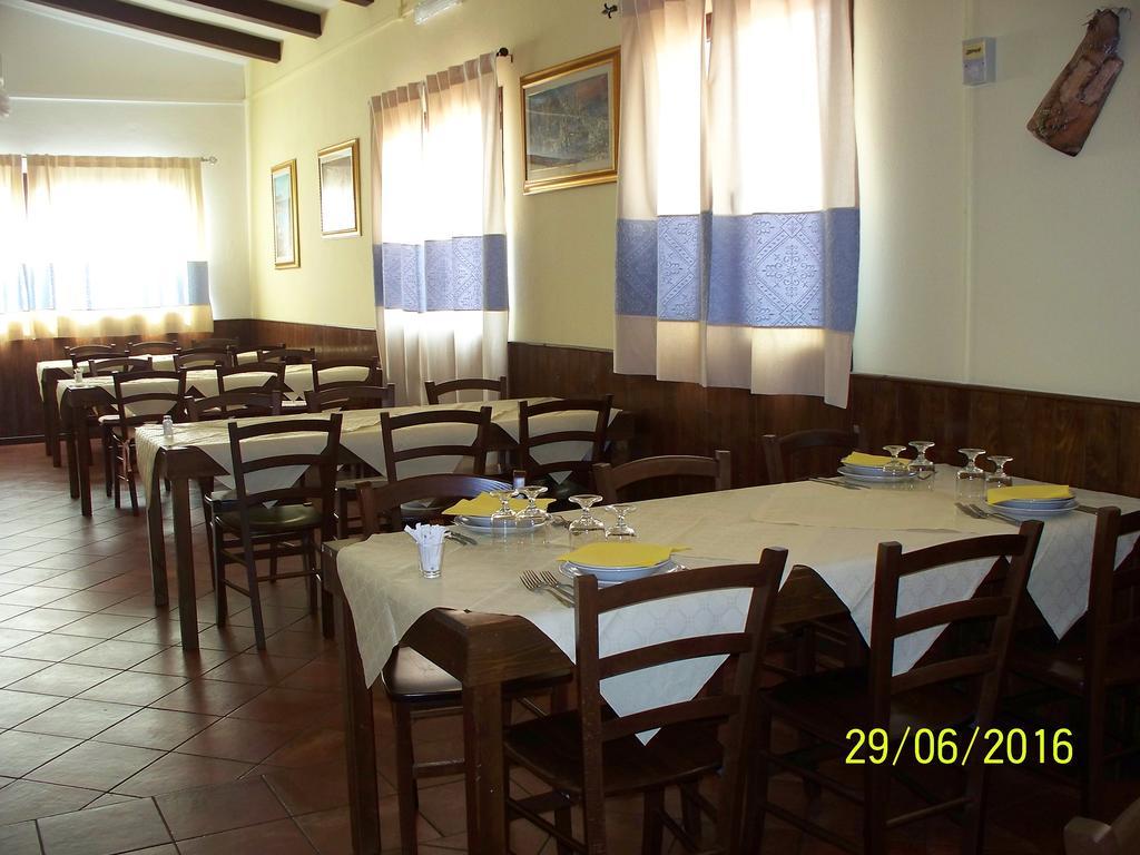 Agriturismo B&B Casteldoria Santa Maria  Exteriör bild